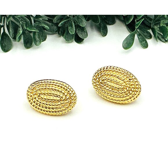 Vintage Monet Oval Gold-Tone Clip-On Earrings - Picture 1 of 3